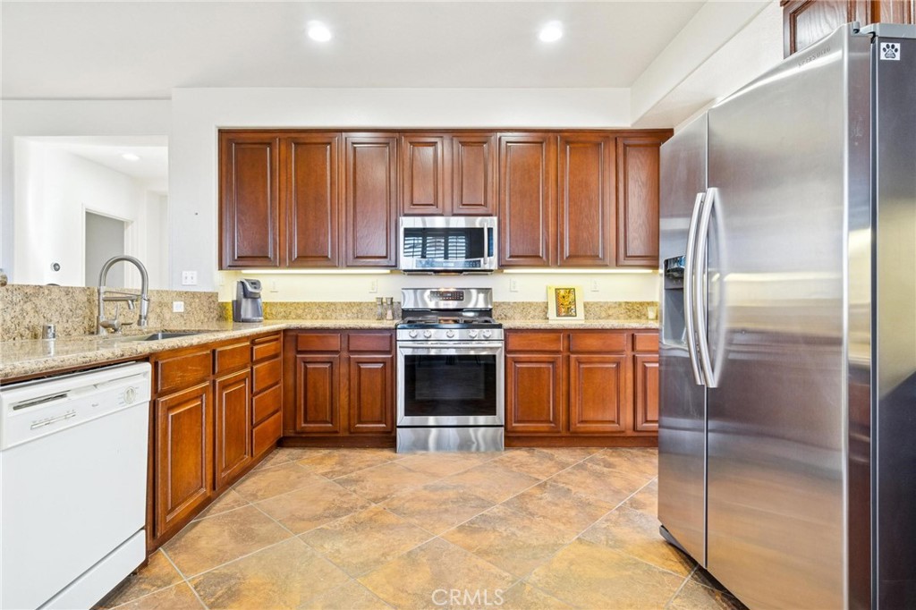 Summer Moon (SUMM) - Residential