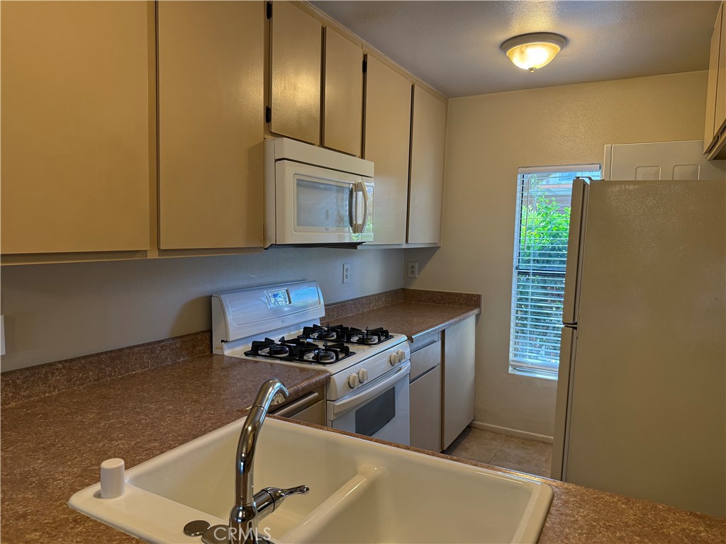 Lake Condos (CM) - Residential Lease