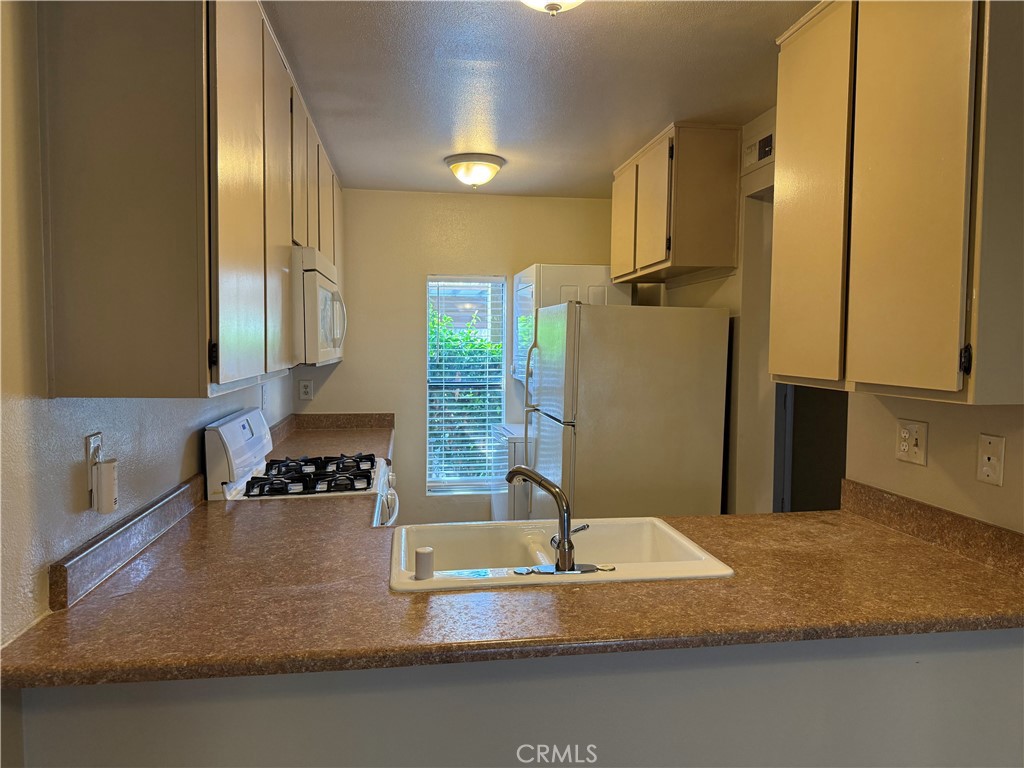 Lake Condos (CM) - Residential Lease