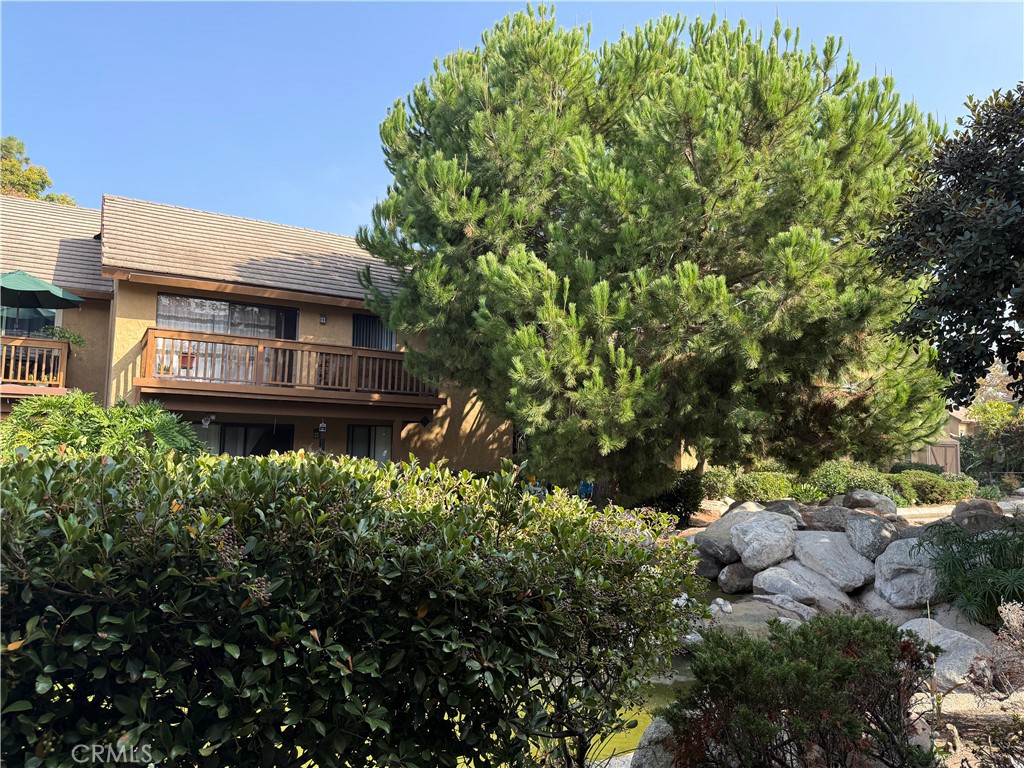 Lake Condos (CM) - Residential Lease