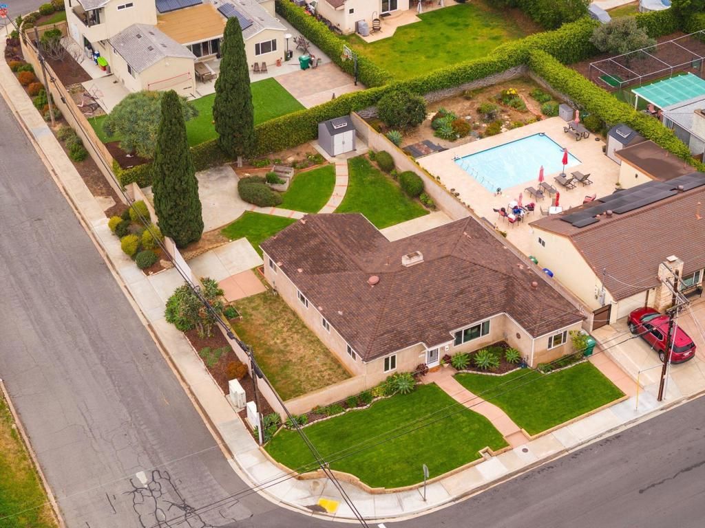 Photo of 2604 Grandview Street St, San Diego, CA 92110 (MLS # 260007064SD)