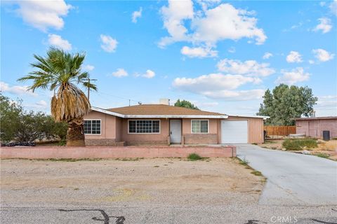 Photo of 27904 27904 Apache Avenue, Barstow, CA 92311 (MLS # HD25225852)