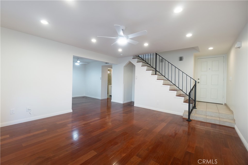 587 S College