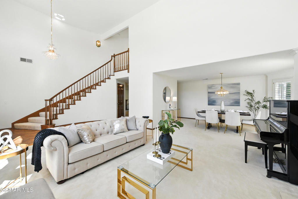 5470 Bromely Drive
