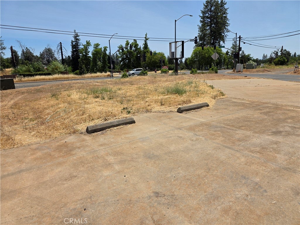 6201 Clark