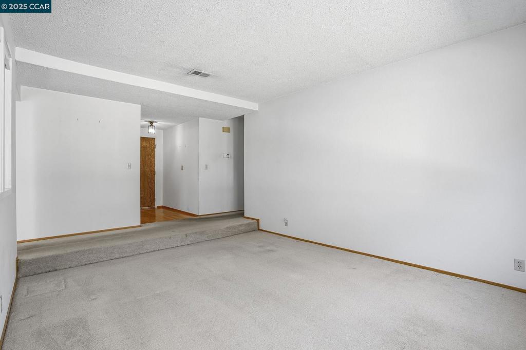 COLONY PARK - Residential