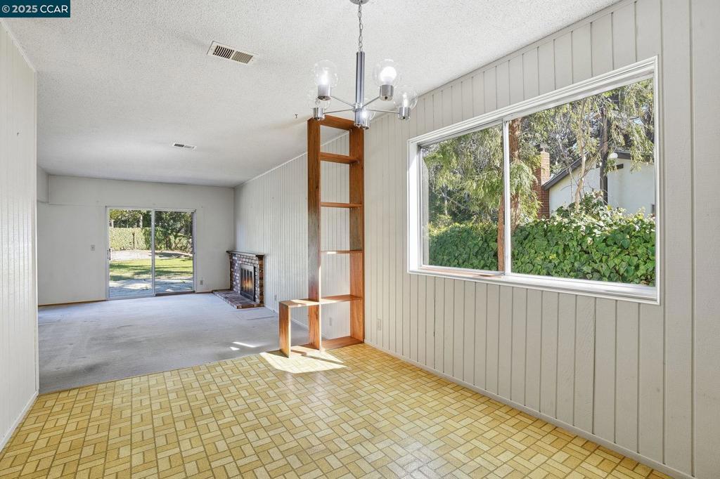 COLONY PARK - Residential