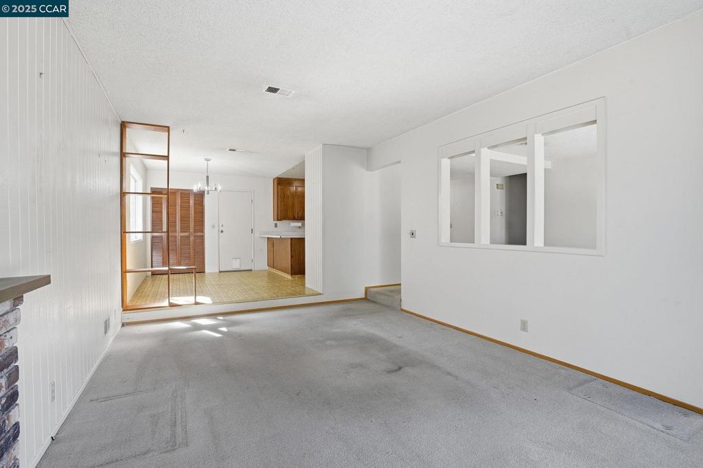 COLONY PARK - Residential