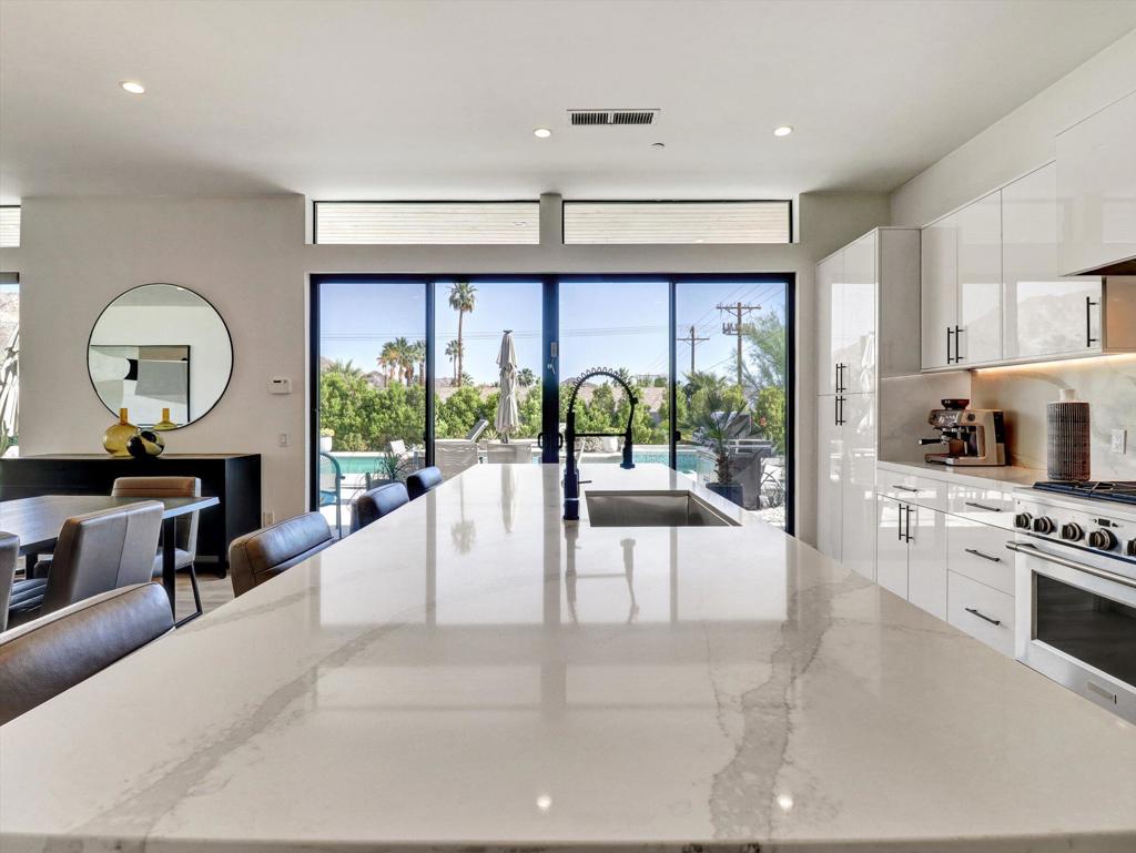 La Quinta Cove - Residential