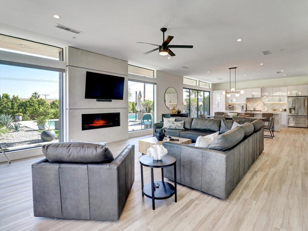 La Quinta Cove - Residential