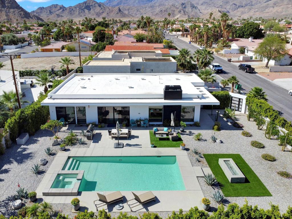 La Quinta Cove - Residential