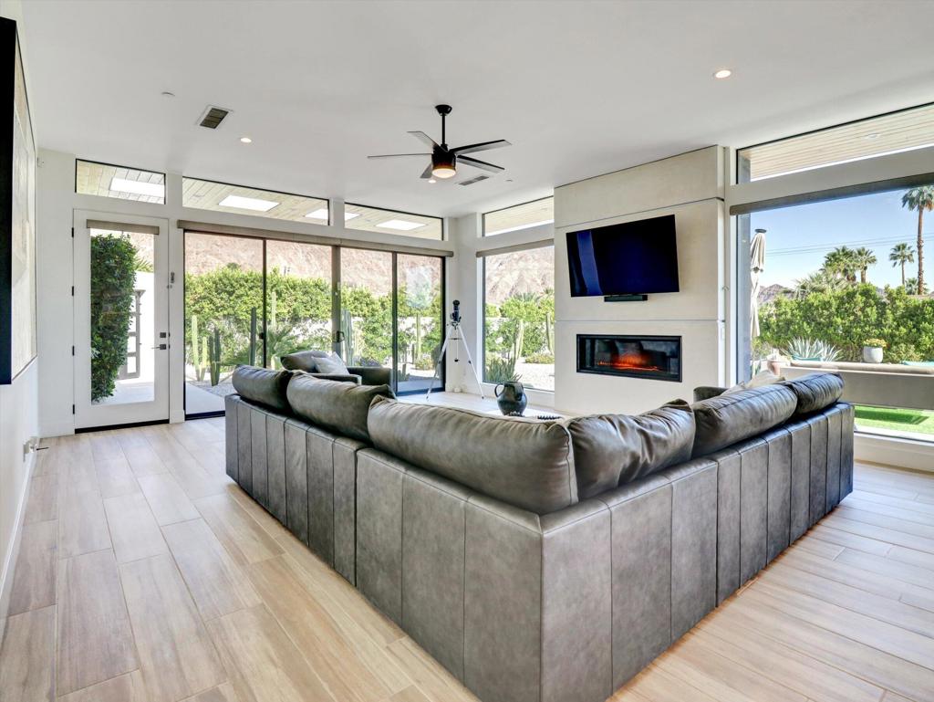 La Quinta Cove - Residential