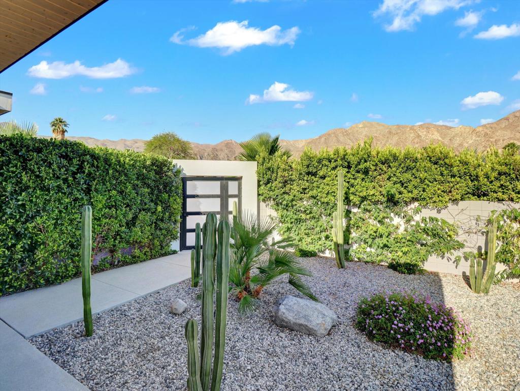 La Quinta Cove - Residential
