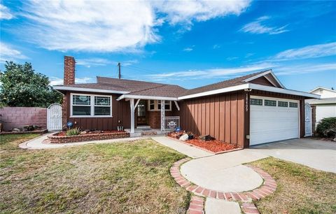 Photo of 18409 Purche Ave, Torrance, CA 90504 (MLS # SB26005303)