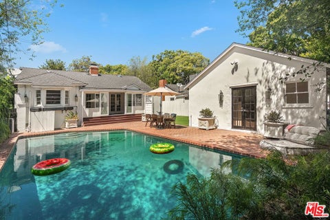Photo of 11332 Bolas Street, Los Angeles, CA 90049 (MLS # 26889665)