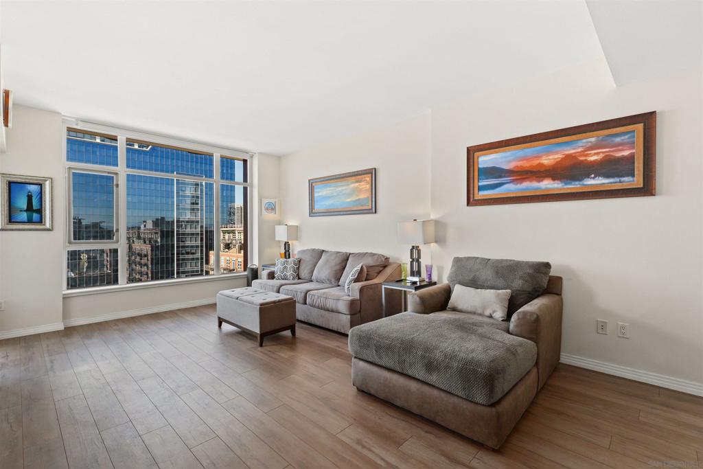 427 9Th Ave 1204