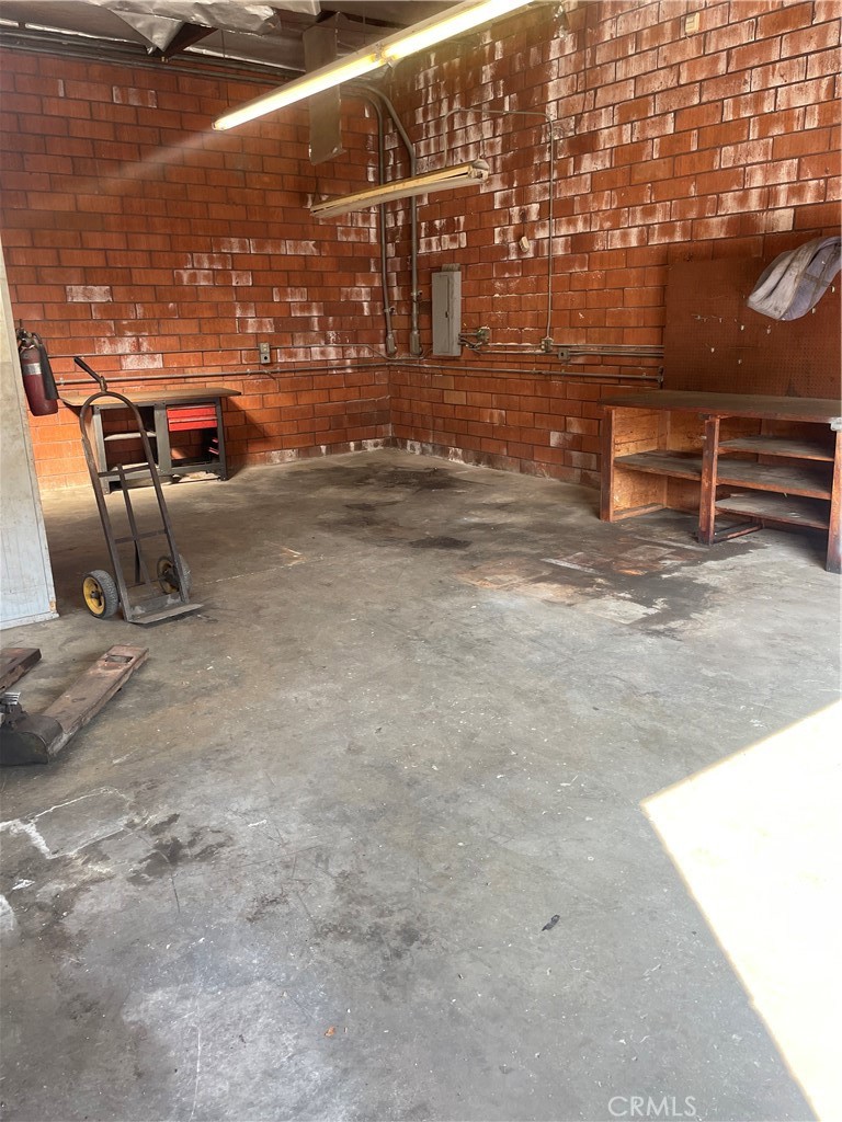2044 W 166th Street