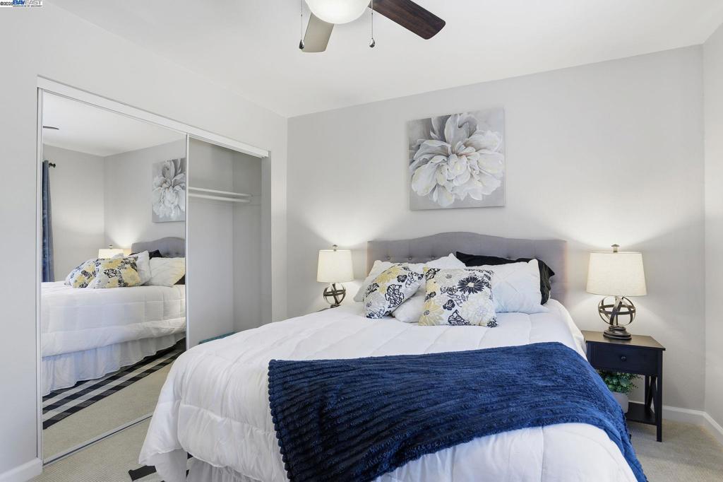 LAGUNA VISTA - Residential