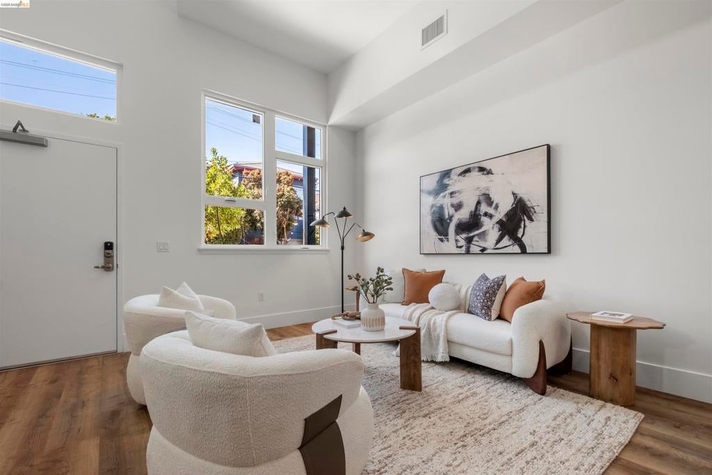 1545 32nd Street 101