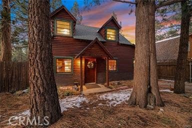 Photo of 301 E Barker BLVD, Big Bear City, CA 92314 (MLS # TR26110345)