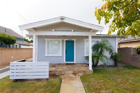 Photo of 1893 Saint Louis Ave AVE, Signal Hill, CA 90755 (MLS # RS26226017)
