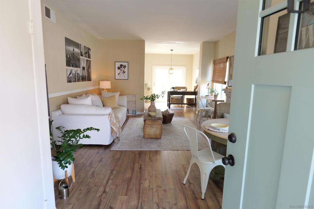 2422 Summerhill