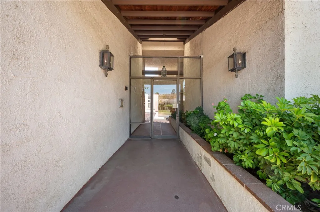 Glendale, California 91202, United States, 3 Bedrooms Bedrooms, ,3 BathroomsBathrooms,Residential,Active,180789