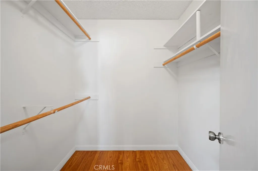 Glendale, California 91202, United States, 3 Bedrooms Bedrooms, ,3 BathroomsBathrooms,Residential,Active,180789