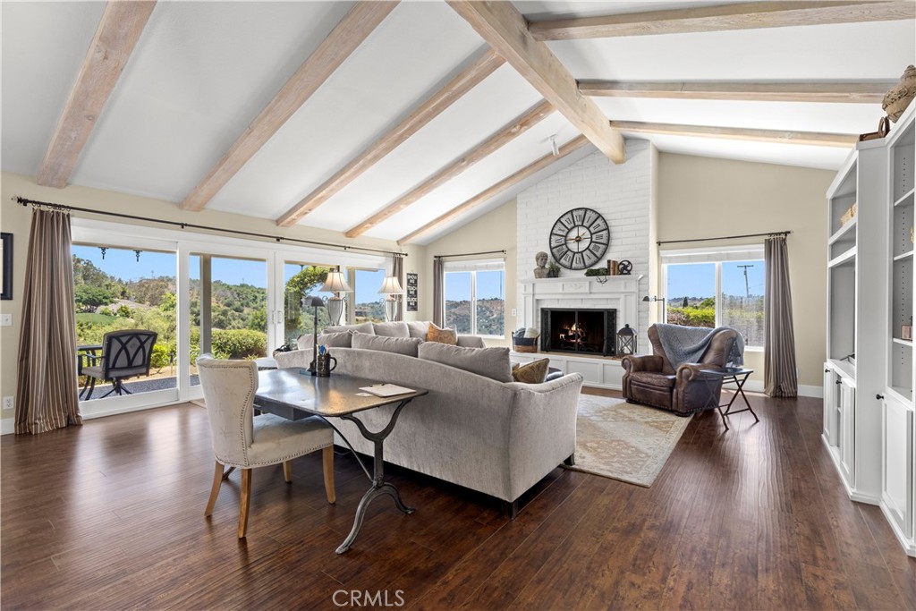 3237 Canonita Drive