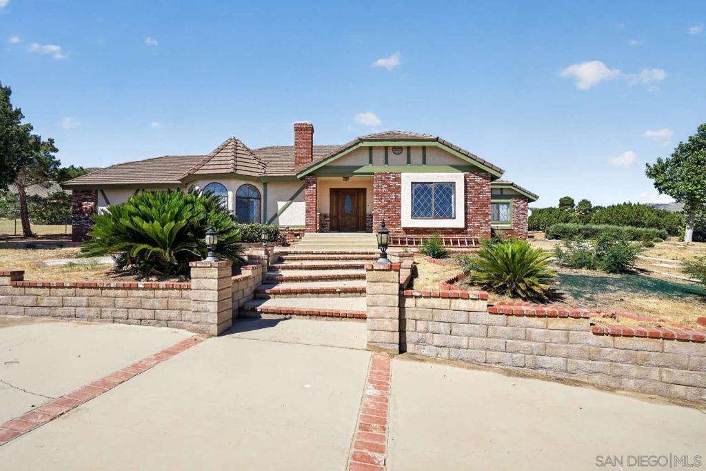 410 Hacienda
