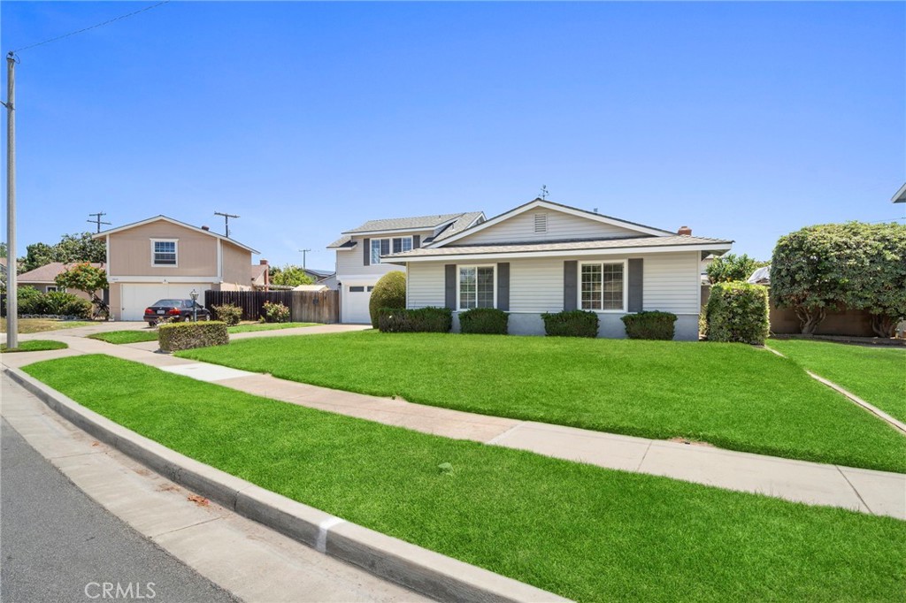 16660 Spruce Circle