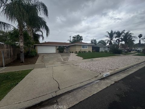 Photo of 4651 Wildwood Way, Riverside, CA 92503 (MLS # IV26038343)