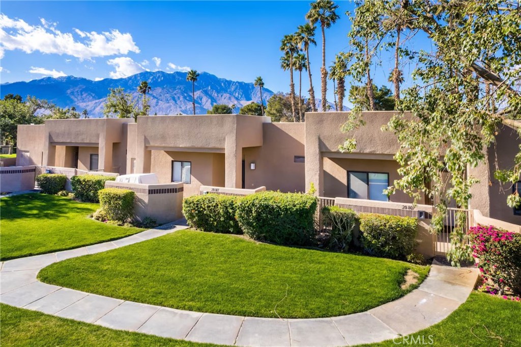 Desert Princess (Condo) (33538) - Residential Lease