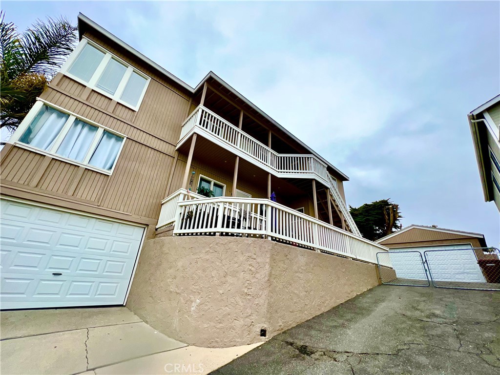 2613 Calle Del Comercio B