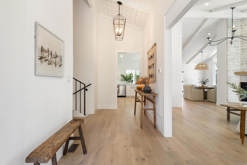 582 Rancho Santa Fe Rd