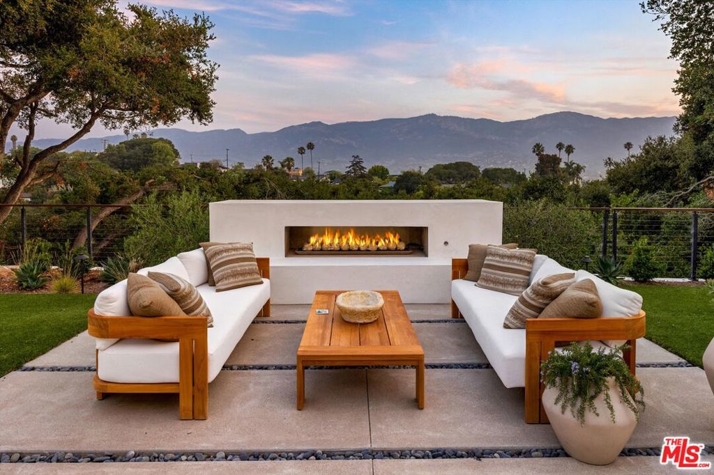 1250 Bel Air Drive