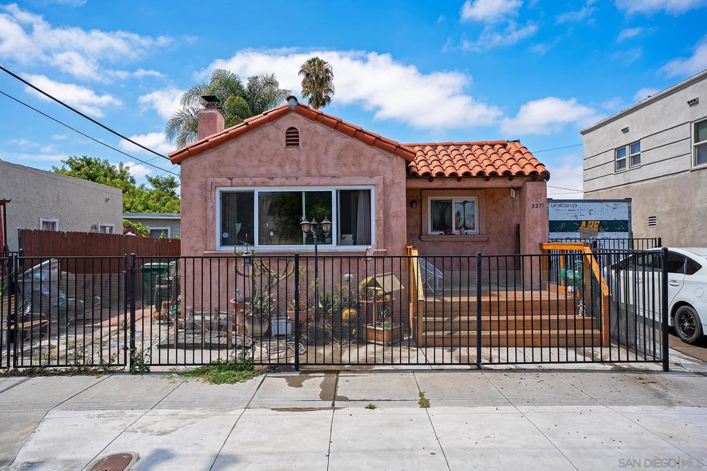 3271 Monroe Ave AVE
