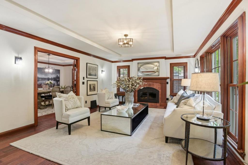 272 Grand Street