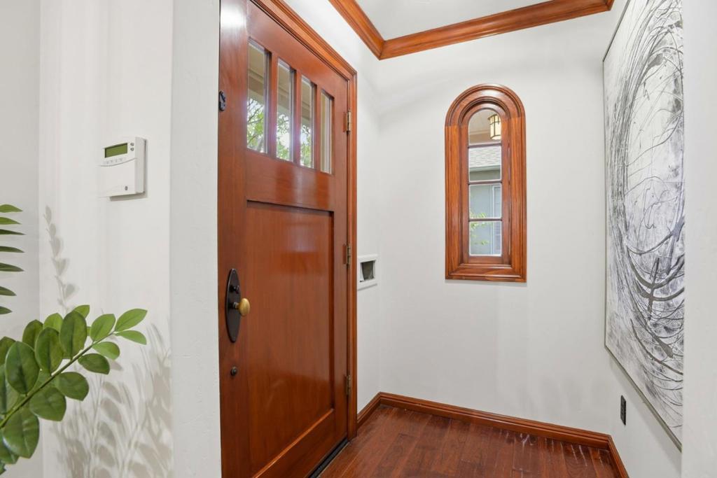 272 Grand Street