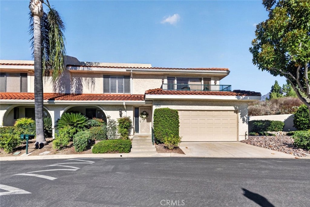 1513 Redhill North Drive