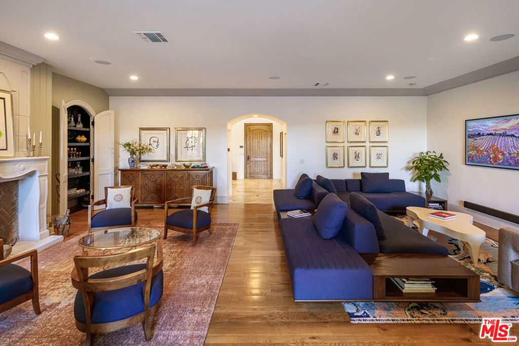 4155 Green Meadow Court