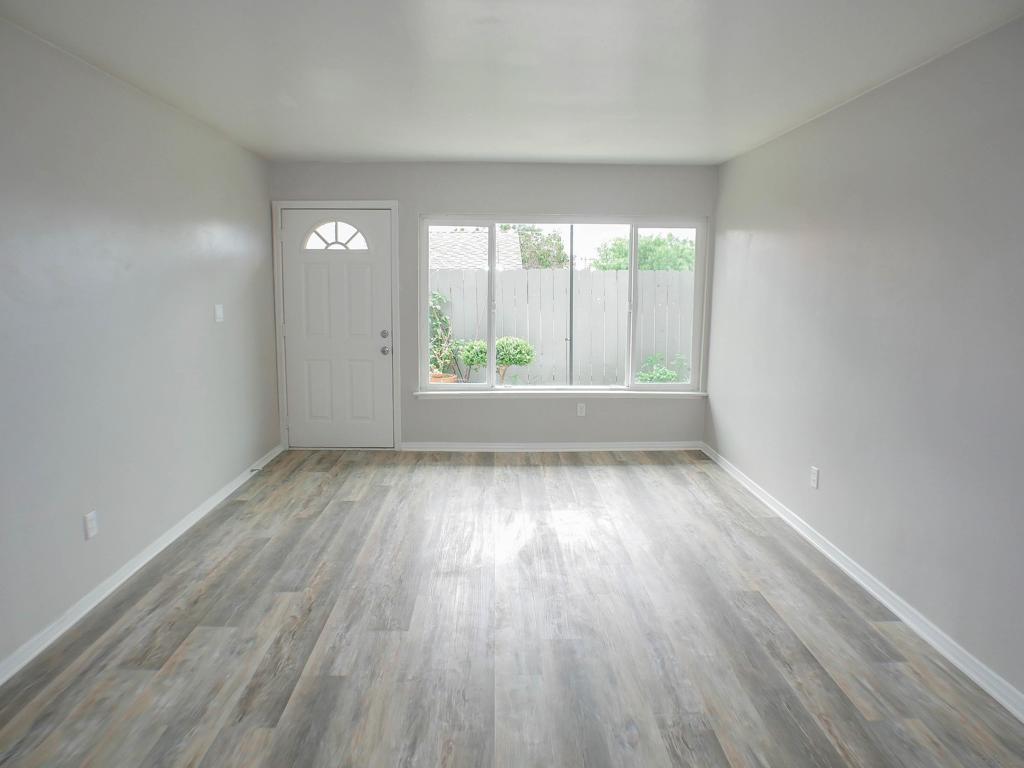 328 Milbrae Street