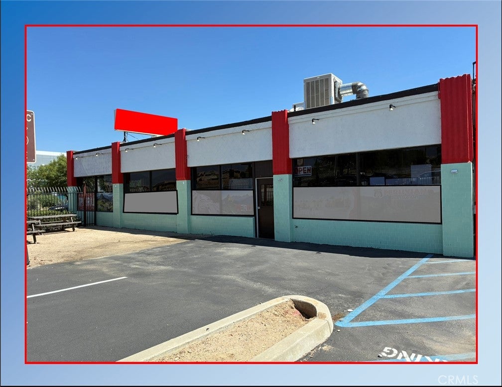 15395 Foothill