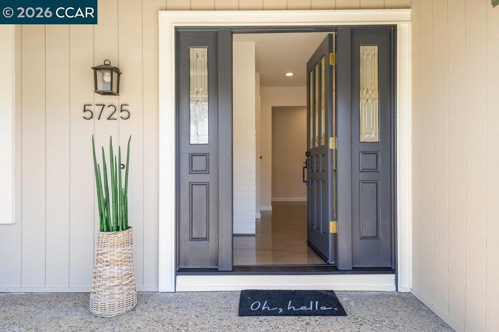 5725 Del Trigo Ln