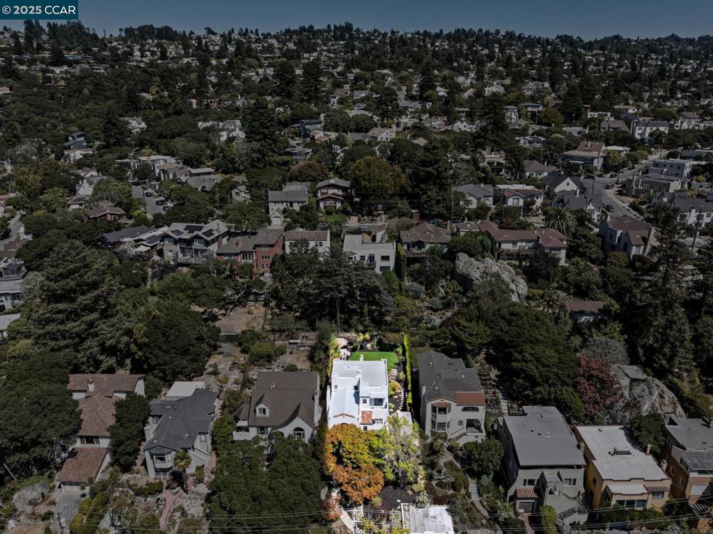 545 Colusa Ave