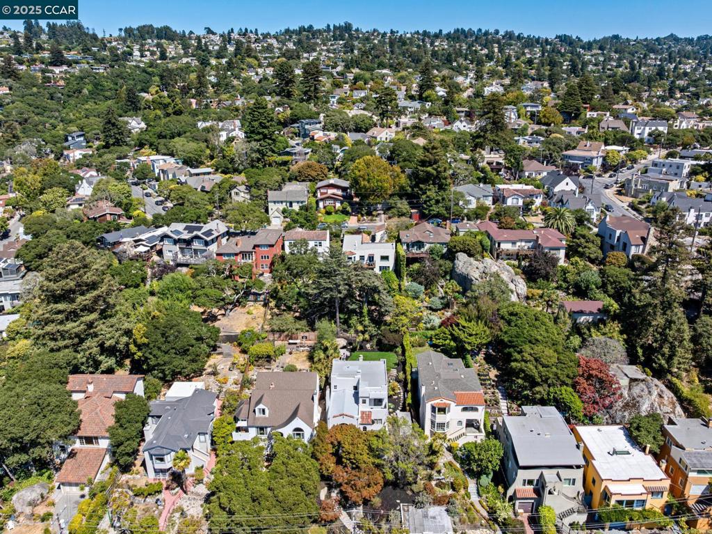 545 Colusa Ave