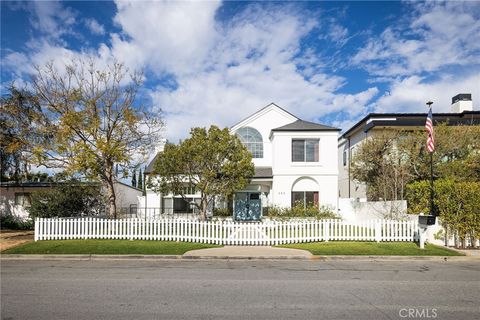 405 El Modena Newport Beach CA 92663