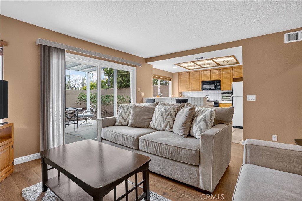 1 Cormorant Circle, Newport Beach CA 92660 - Photo 8