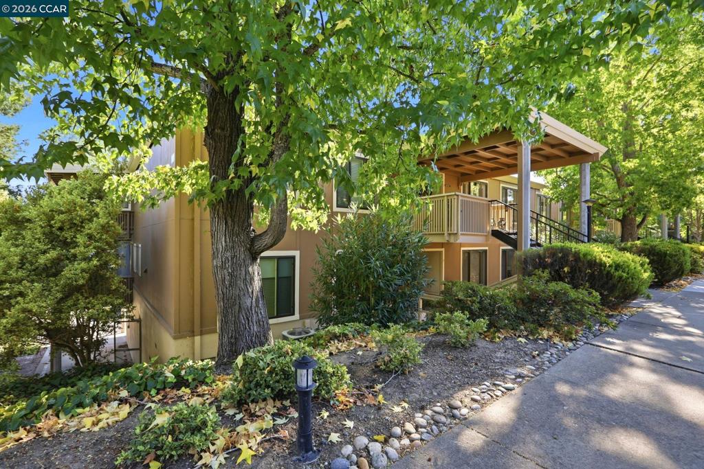 1901 Golden Rain Rd 4