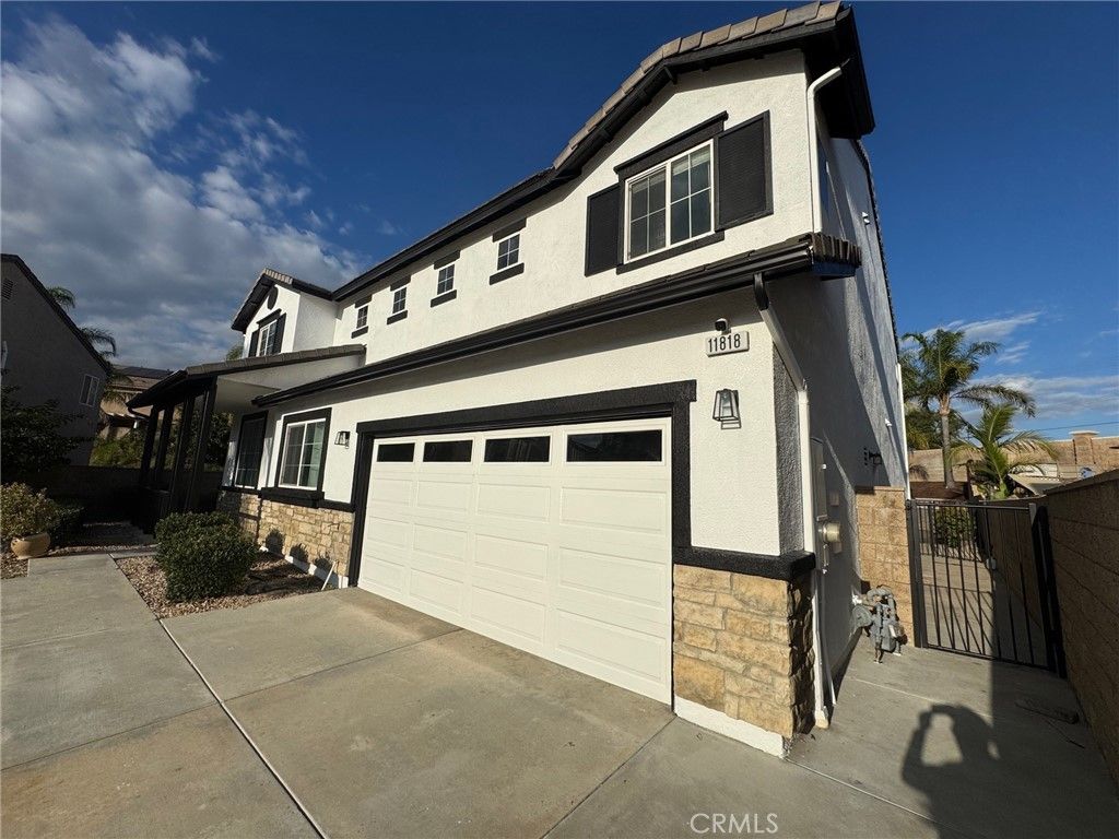 Photo of 11818 Amethyst Court, Jurupa Valley, CA 91752 (MLS # TR25265438)